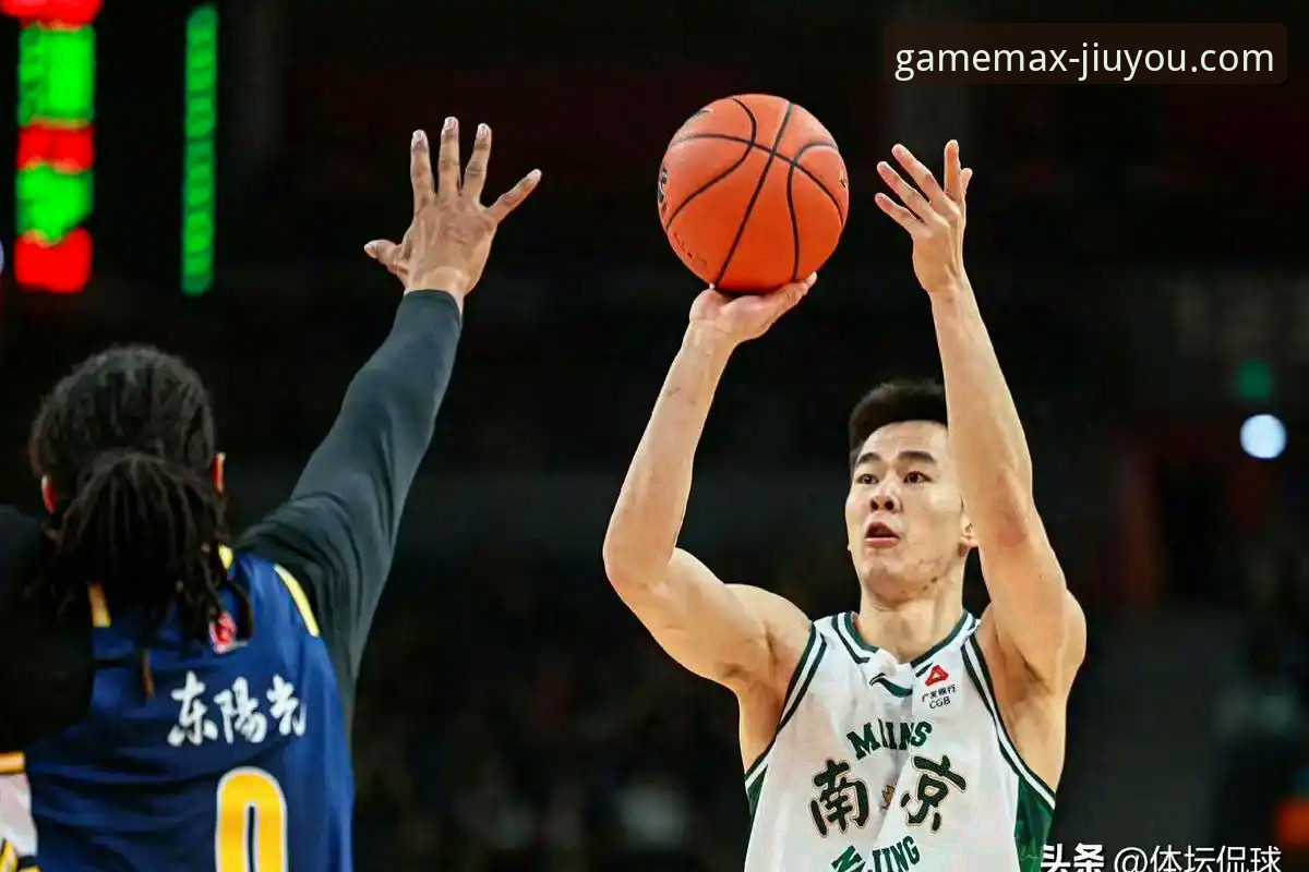 CBA季后赛山西横扫青岛晋级八强，九游体育平台带你复盘这场逆袭之战